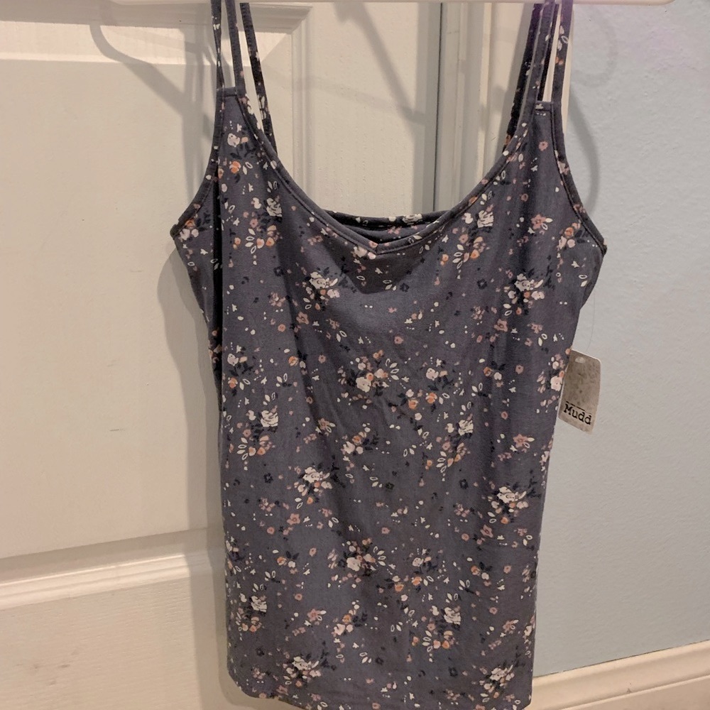 NWT Mudd brand tank size small